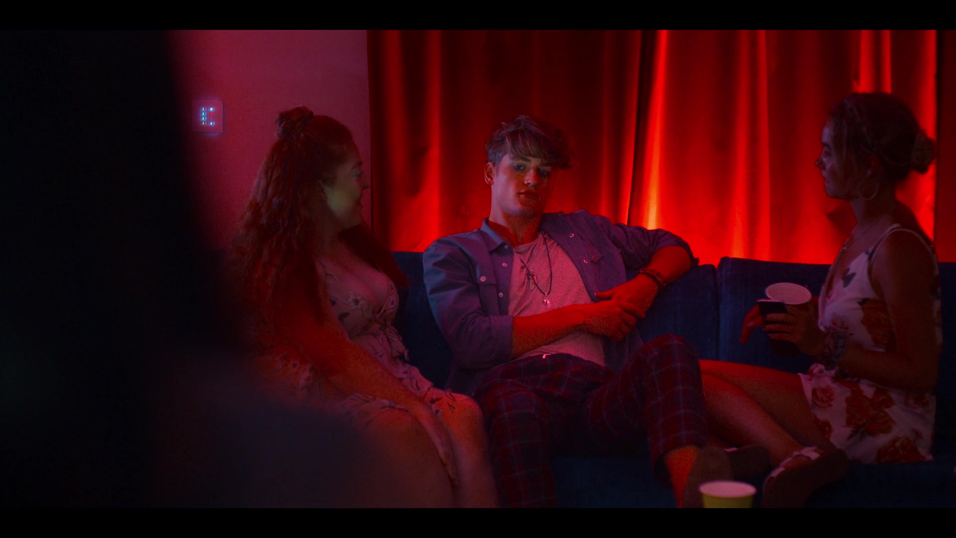 Get_Even_S01E01_1080p_002138.jpg