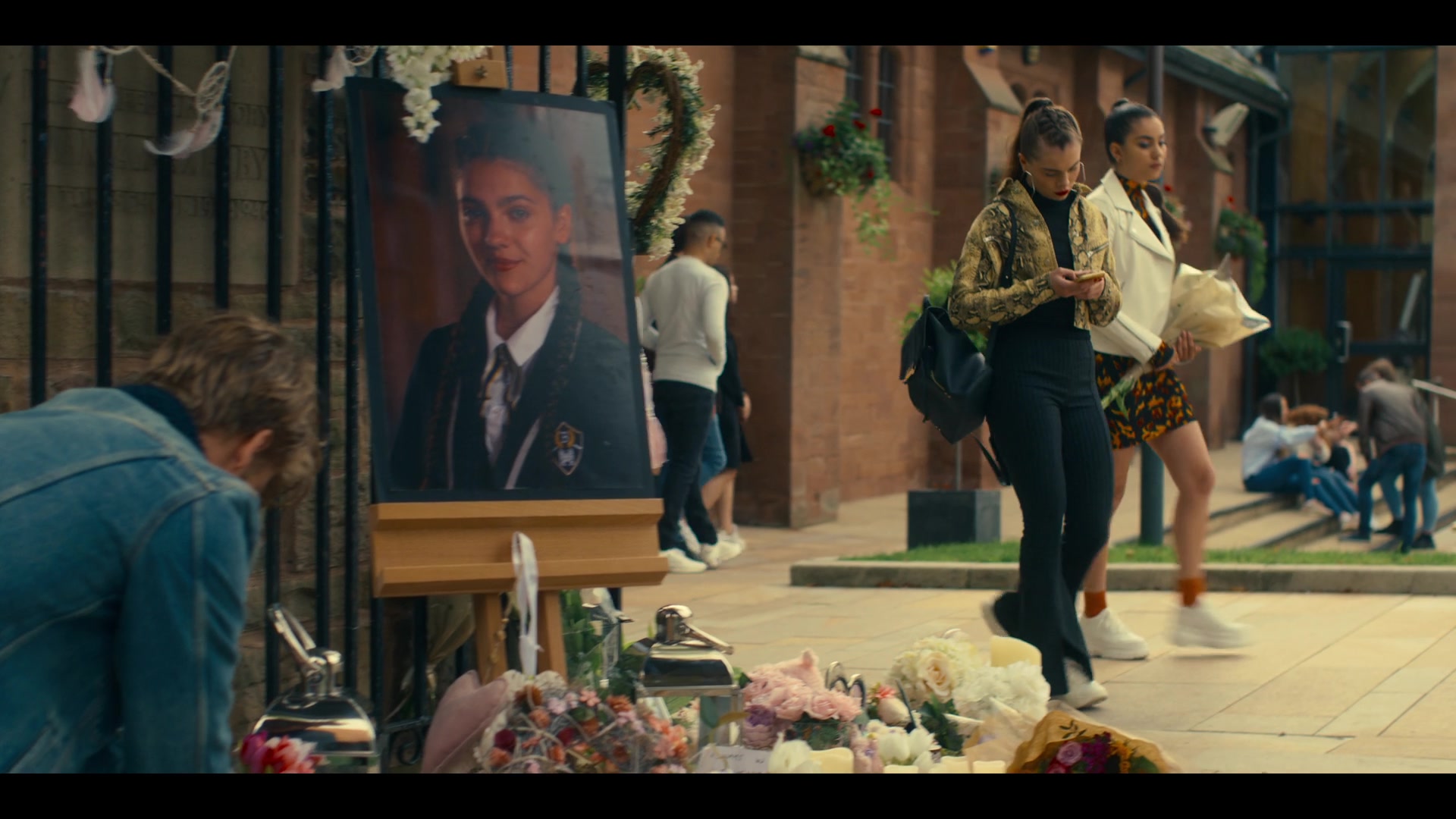 Get_Even_S01E07_1080p_002157.jpg