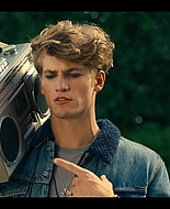 Get_Even_S01E07_1080p_001024.jpg